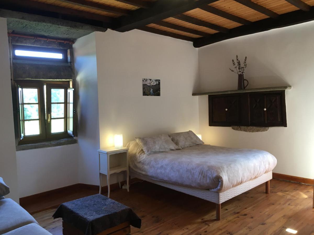 O Fogar Do Monte Hotel Sober Eksteriør billede
